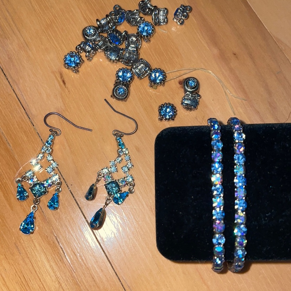 Blue Swarovski crystal earrings bracelet